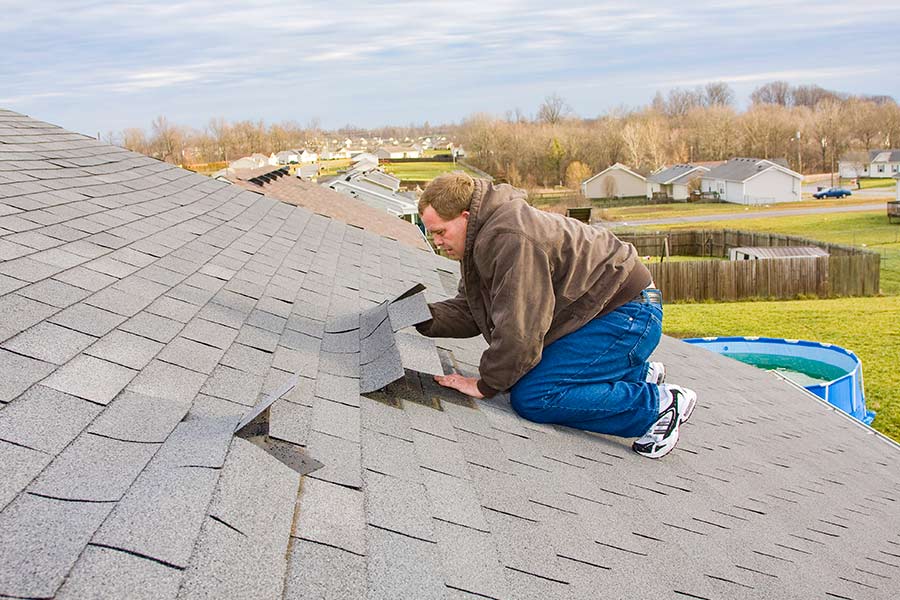 diy roofing vs profession roofers in memphis river city pros what you need to know