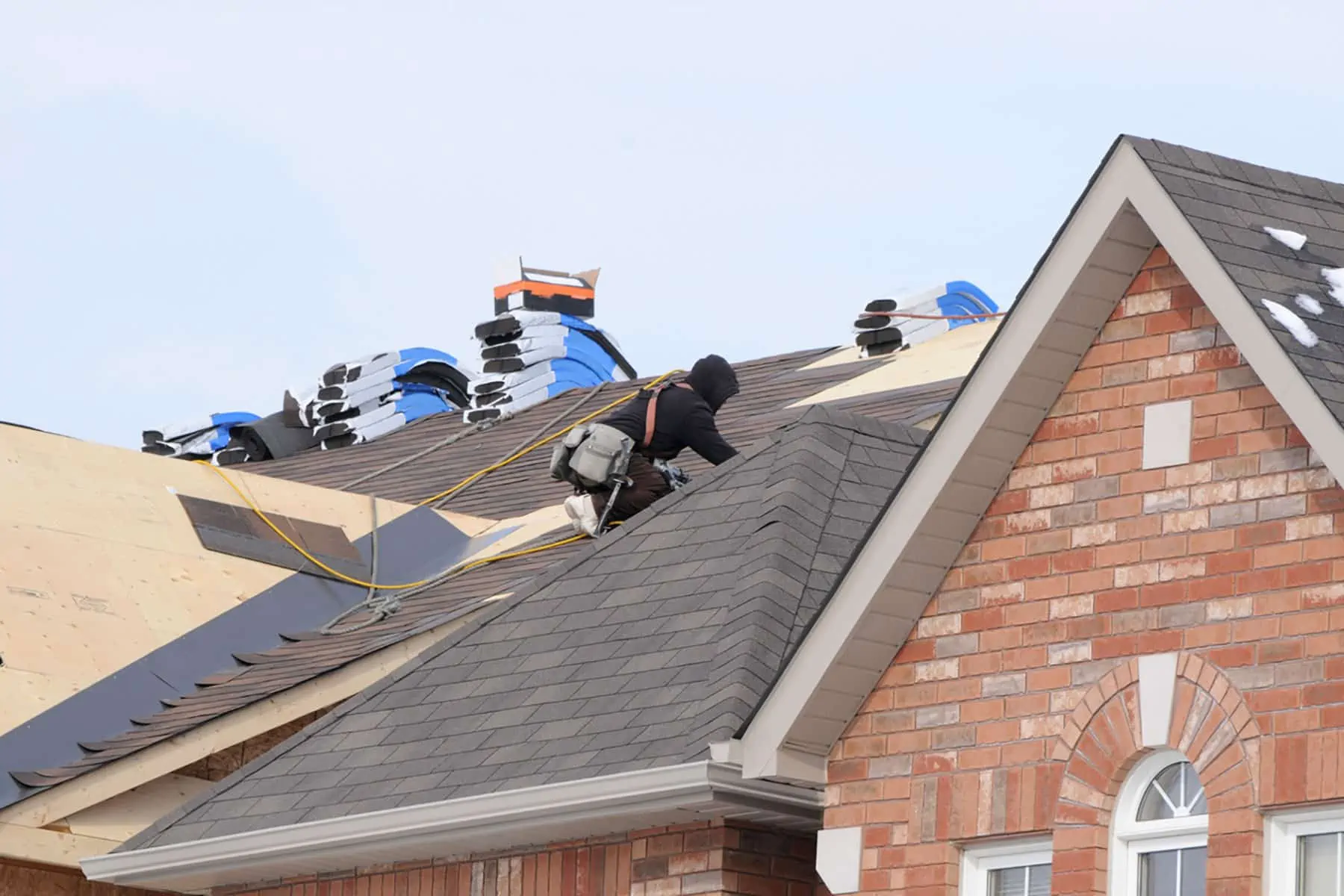 step by step guide to the roof replacement process in memphis river city pros
